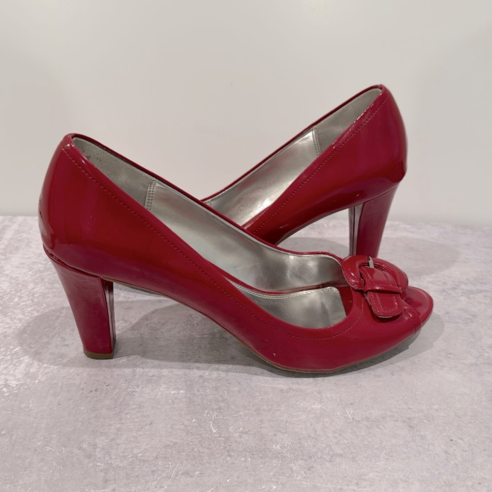 Etienne Aigner Red Peep Toe Buckle Heels Sz 10